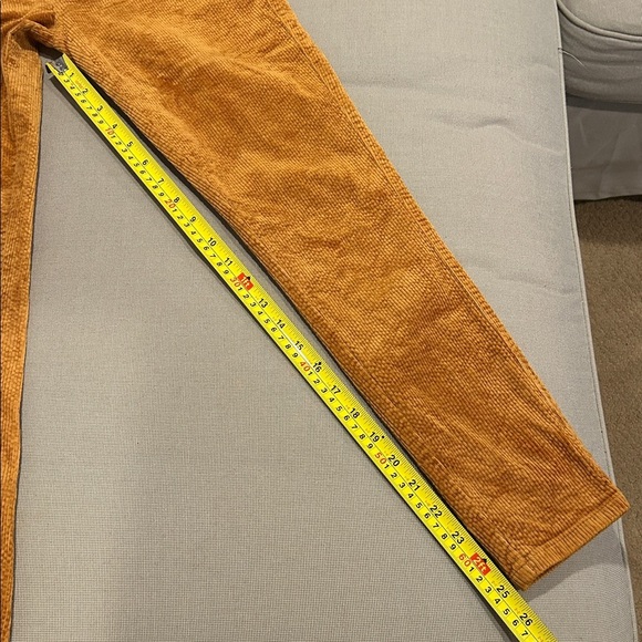 Paige Orange Rust Hoxton Corduroy Cropped Cords Women's Size 28 - Picture 6 of 12